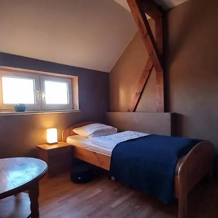 Triskele Haus - Oekologisches Gaestehaus Der Heilstaette Strelitz Hotel Neustrelitz