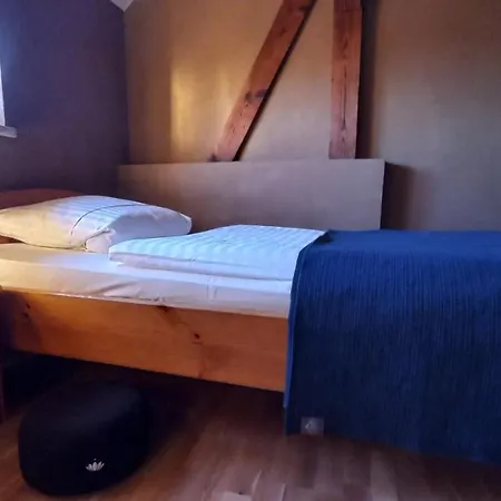 Triskele Haus - Oekologisches Gaestehaus Der Heilstaette Strelitz Hotel Neustrelitz