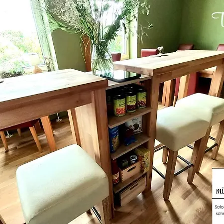 Triskele Haus - Oekologisches Gaestehaus Der Heilstaette Strelitz Neustrelitz