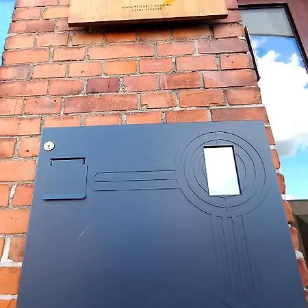 Triskele Haus - Oekologisches Gaestehaus Der Heilstaette Strelitz *