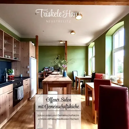 Triskele Haus - Oekologisches Gaestehaus Der Heilstaette Strelitz