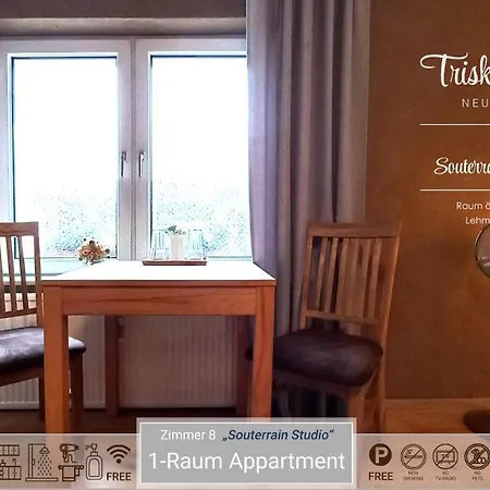 Triskele Haus - Oekologisches Gaestehaus Der Heilstaette Strelitz Hotel *