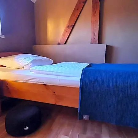 Triskele Haus - Oekologisches Gaestehaus Der Heilstaette Strelitz فندق